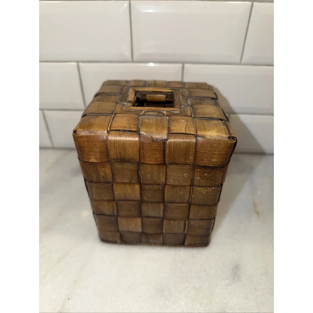 Dimara International Vintage Bamboo Tissue Box GW992